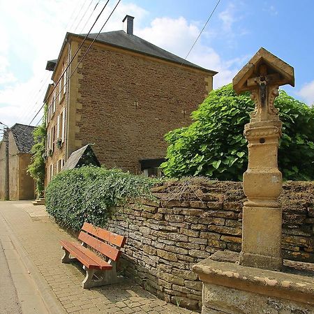 Unique Holiday Home In Virton With Jacuzzi Latour Εξωτερικό φωτογραφία