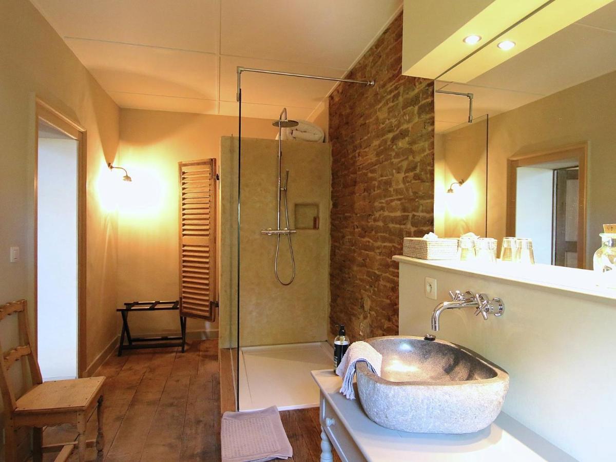 Unique Holiday Home In Virton With Jacuzzi Latour Εξωτερικό φωτογραφία