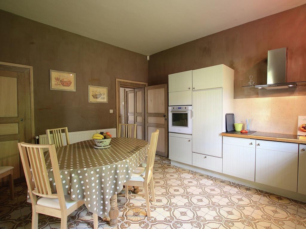 Unique Holiday Home In Virton With Jacuzzi Latour Εξωτερικό φωτογραφία