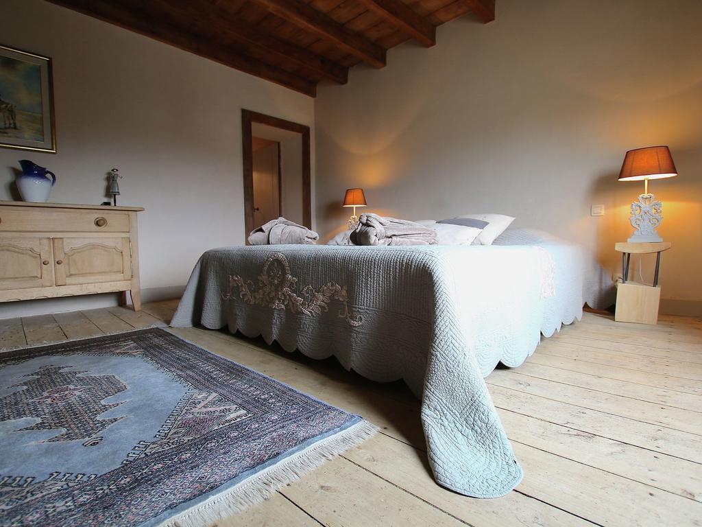 Unique Holiday Home In Virton With Jacuzzi Latour Εξωτερικό φωτογραφία