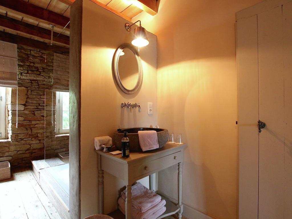 Unique Holiday Home In Virton With Jacuzzi Latour Εξωτερικό φωτογραφία