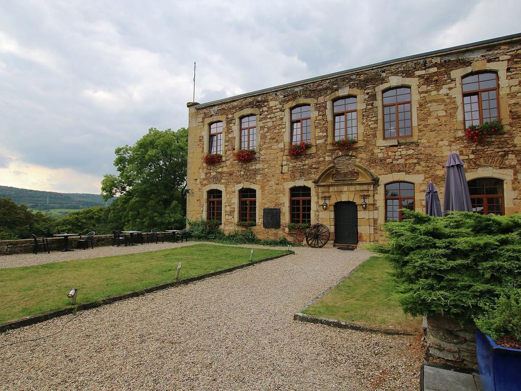 Unique Holiday Home In Virton With Jacuzzi Latour Εξωτερικό φωτογραφία